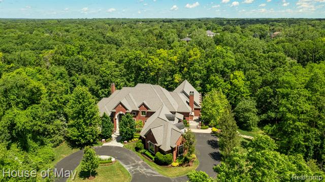 712 E GUNN Road Oakland Twp, Michigan 48306